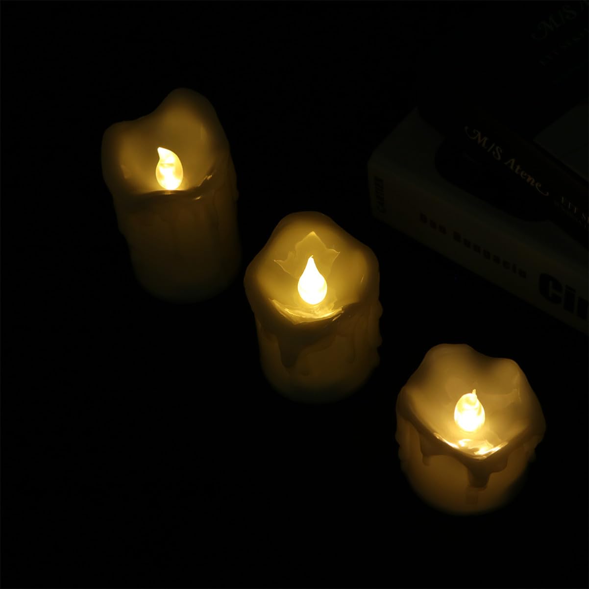 6 Pezzi Candele LED Elettroniche con Telecomando Luci Fiamma Tremolante senza Fiamma Lampade Decorative per Feste e Festival Luce Calda Ambientale senza Batterie
