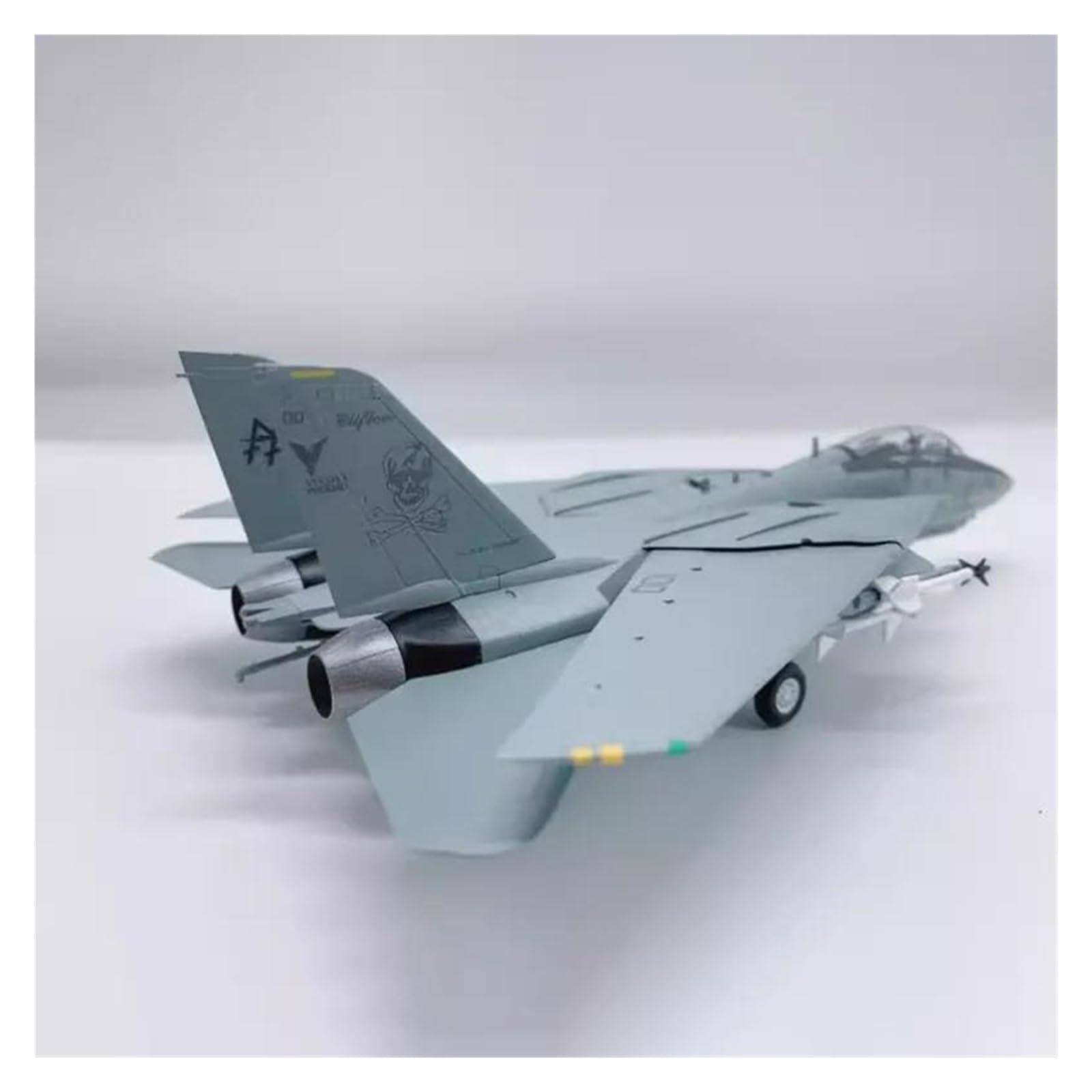Must-have for collectors Odlewany metalowy samolot 1/72 dla myśliwca F-14B Model samolotu Dekoracja stołu dla entuzjastów lotnictwa do kolekcji i ekspozycji
