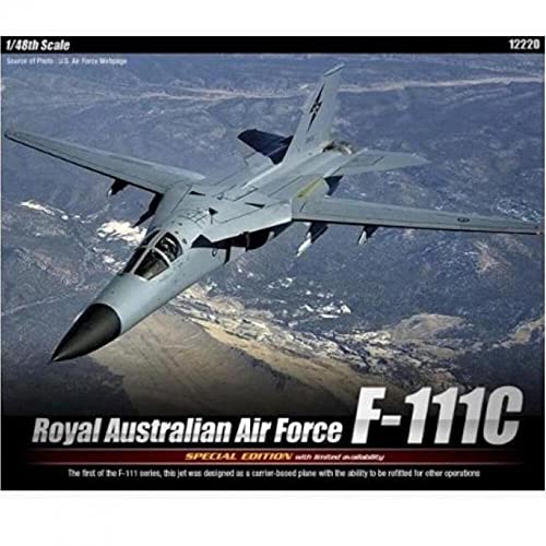 Maqueta F-111C Aardvark Academy 1:48 de la Fuerza Aérea Australiana
