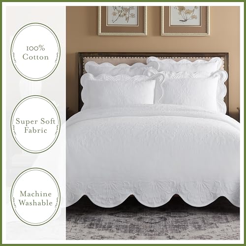 Charleston Estate Modern Farmhouse Floral Matelasse Coverlet with Scalloped Edges, 100% Cotton Breathable Bedding, King/Cal King, White Floral