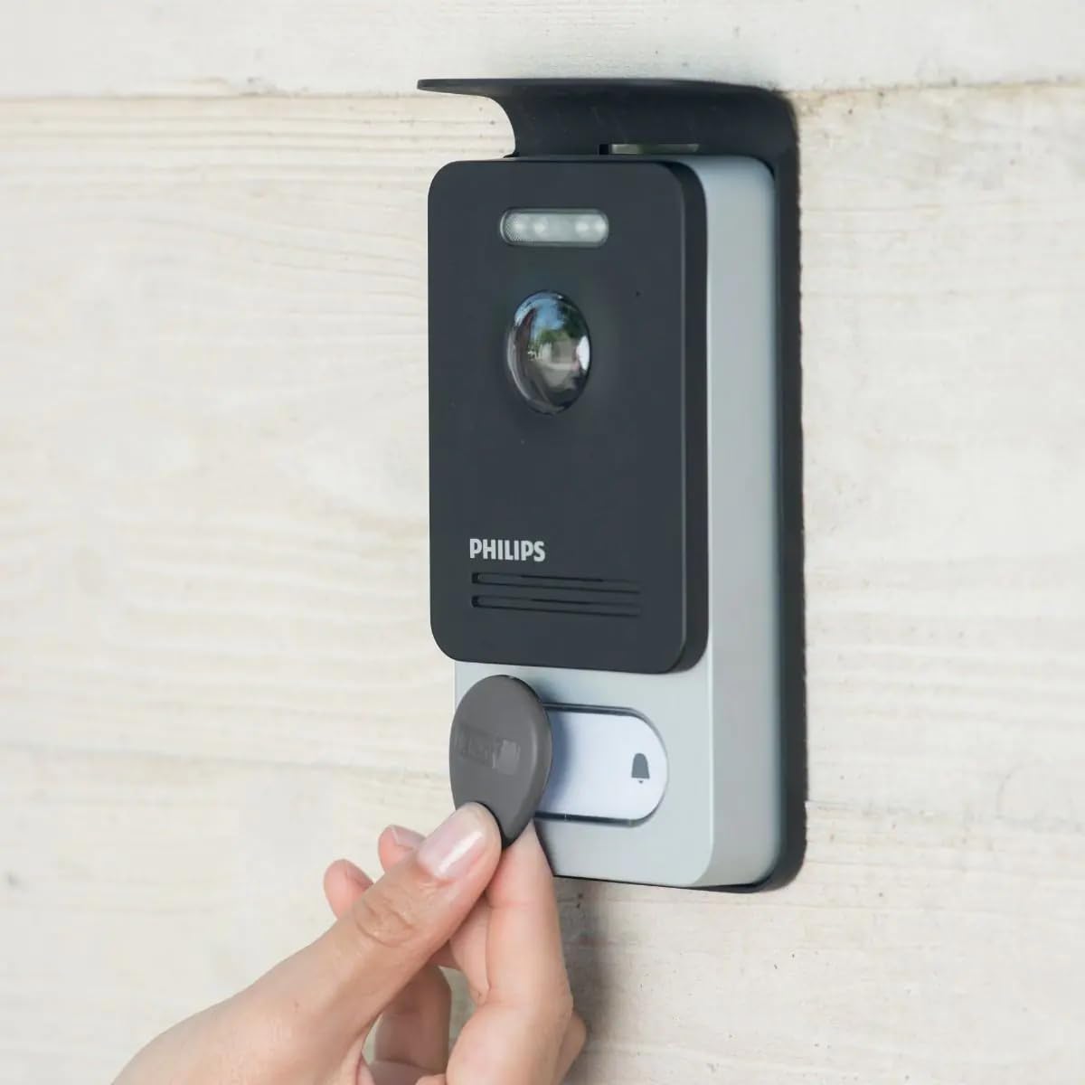 Philips Kit Visiophone Connecté WelcomeEye Connect 2, Moniteur Tactile 7", Platine RFID, Transformateur DIN 230V, App Smartphone, Vision Nocturne 130°
