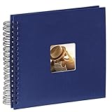 Sobre todo, no olvides los adhesivos para pegar las fotos y los bolígrafos originales para decorar tu álbum.