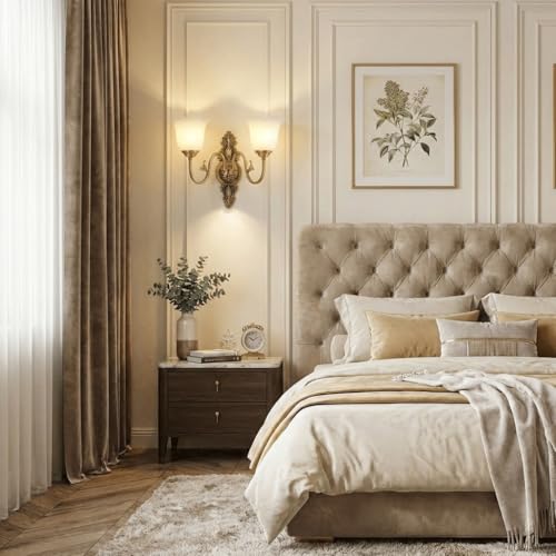 Aplique de pared de latón y oro antiguo con tulipas de vidrio 8