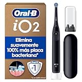 Oral-B iO 2 Cepillo de Dientes Eléctrico Negro Noche, 1 Cabezal, 1 Estuche De Viaje, 1 Soporte de Recambios de Viaje, 3 Modos De Cepillado, Sensor De Presión y Temporizador, Diseñado por Braun