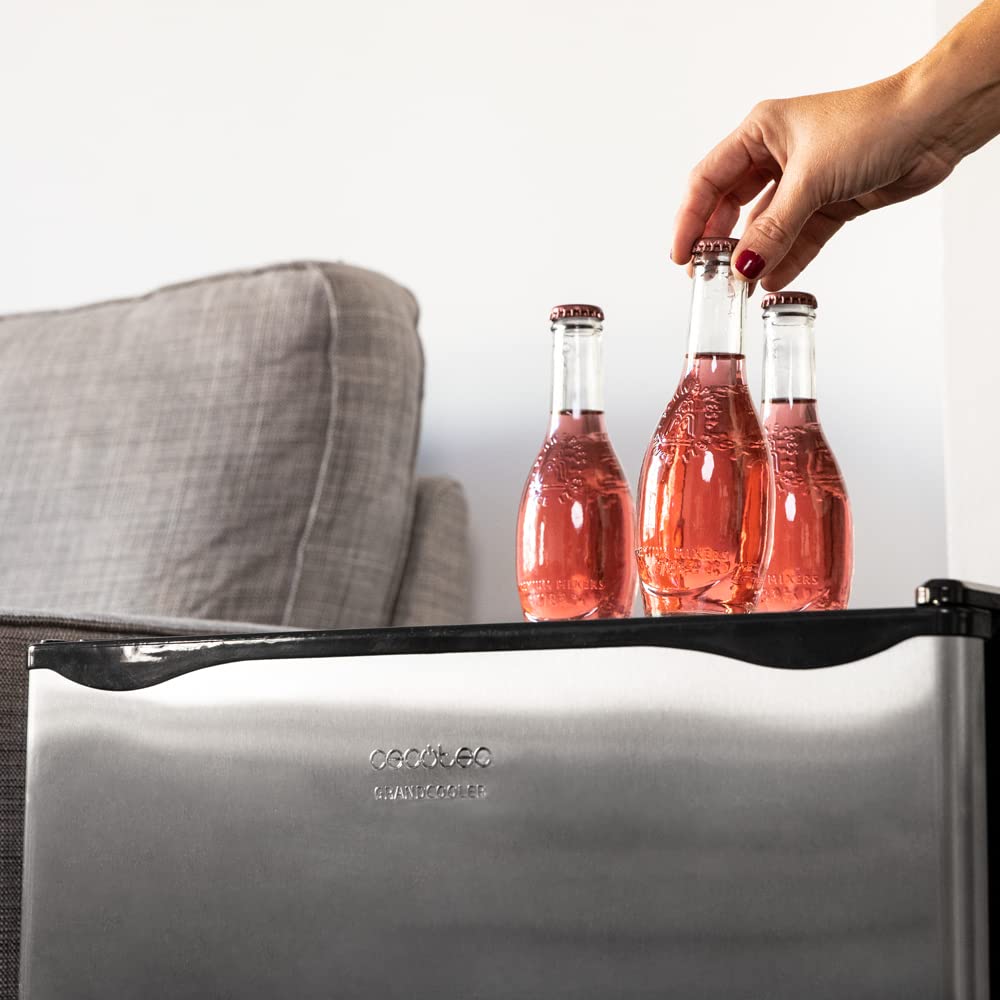 Cecotec Minikühlschrank GrandCooler 20000 SilentCompress Inox E. 46 Liter Volumen, kleines Gefrierfach, umkehrbare Tür, Energieklasse E und Edelstahl-Design für die Lagerung von Lebensmitteln