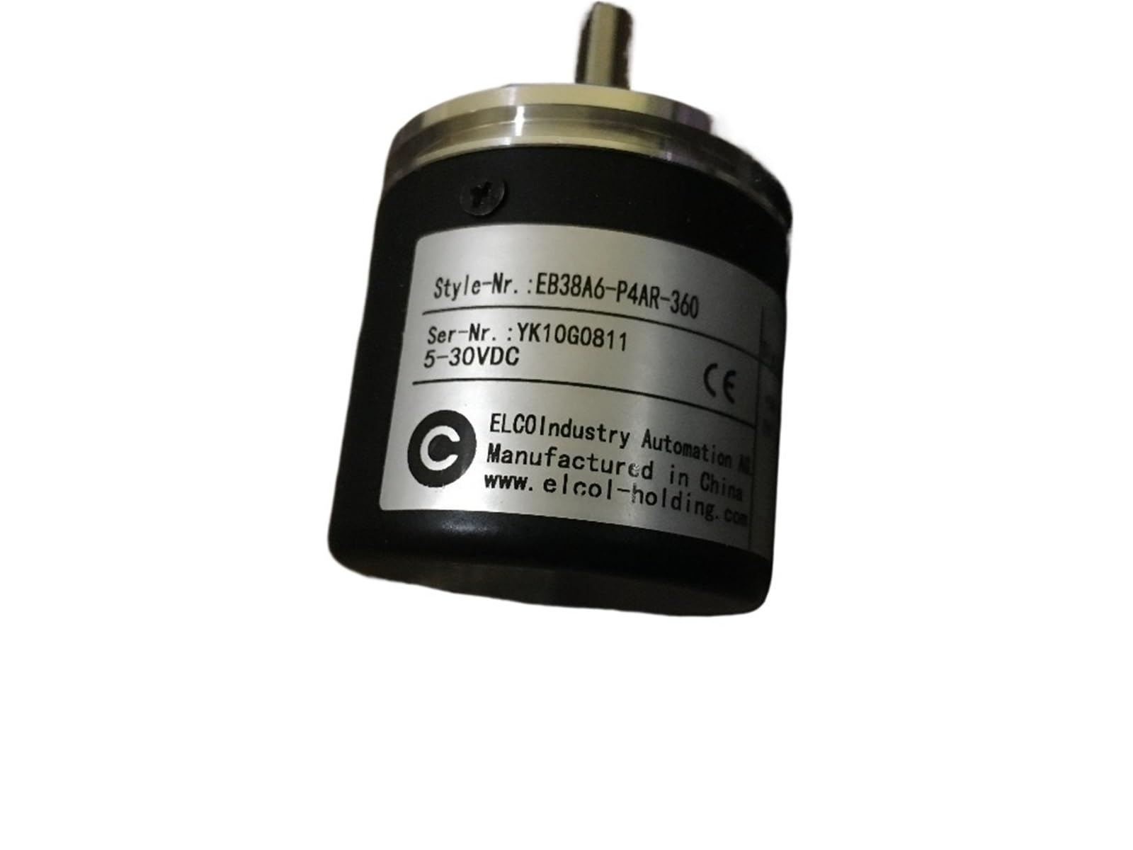 Codeur rotatif EB38A6-P4AR-360 résout les erreurs de mesure avec son arbre solide 5-30VDC - 4