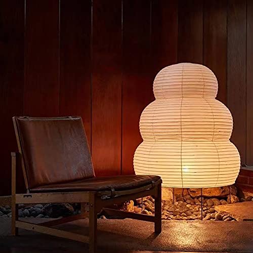 Lampadaire en papier de riz élégant structure stable et finitions soignées