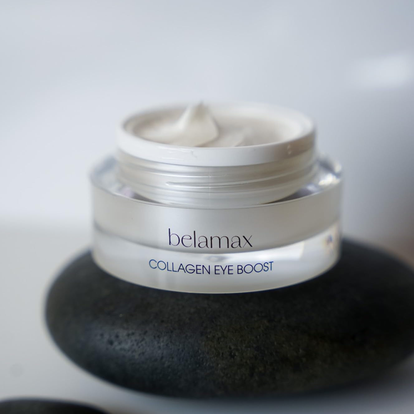 Collagen Eye Boost | Augencreme mit Bakuchiol | 15ml | Anti Aging Augenpflege gegen Trockenheitsfältchen | pflegende Augencreme für glattere Augenpartie | Made in Germany