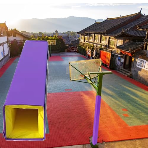 Protection de poteau violette pour sécuriser l'aire de jeu extérieure