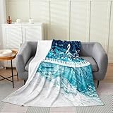 MATÉRIAU: Fabriqué en Flanelle / microfibre, une couverture offre une chaleur agréable, moelleuse un matériau durable, léger, doux et respirant résistant aux rides et à pas de décoloration. sans peluche, elle présente également des avantages tels la bonne résistance aux plis, idéal pour tout le monde surtout les personnes sensibles.