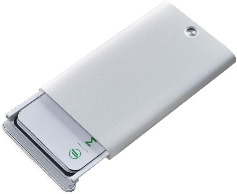 MIIIW Professional Business Card Holder Metal Pocket Business Card Case Thumb-Drive Slim Name Card Carrier for Men & Women, Silver