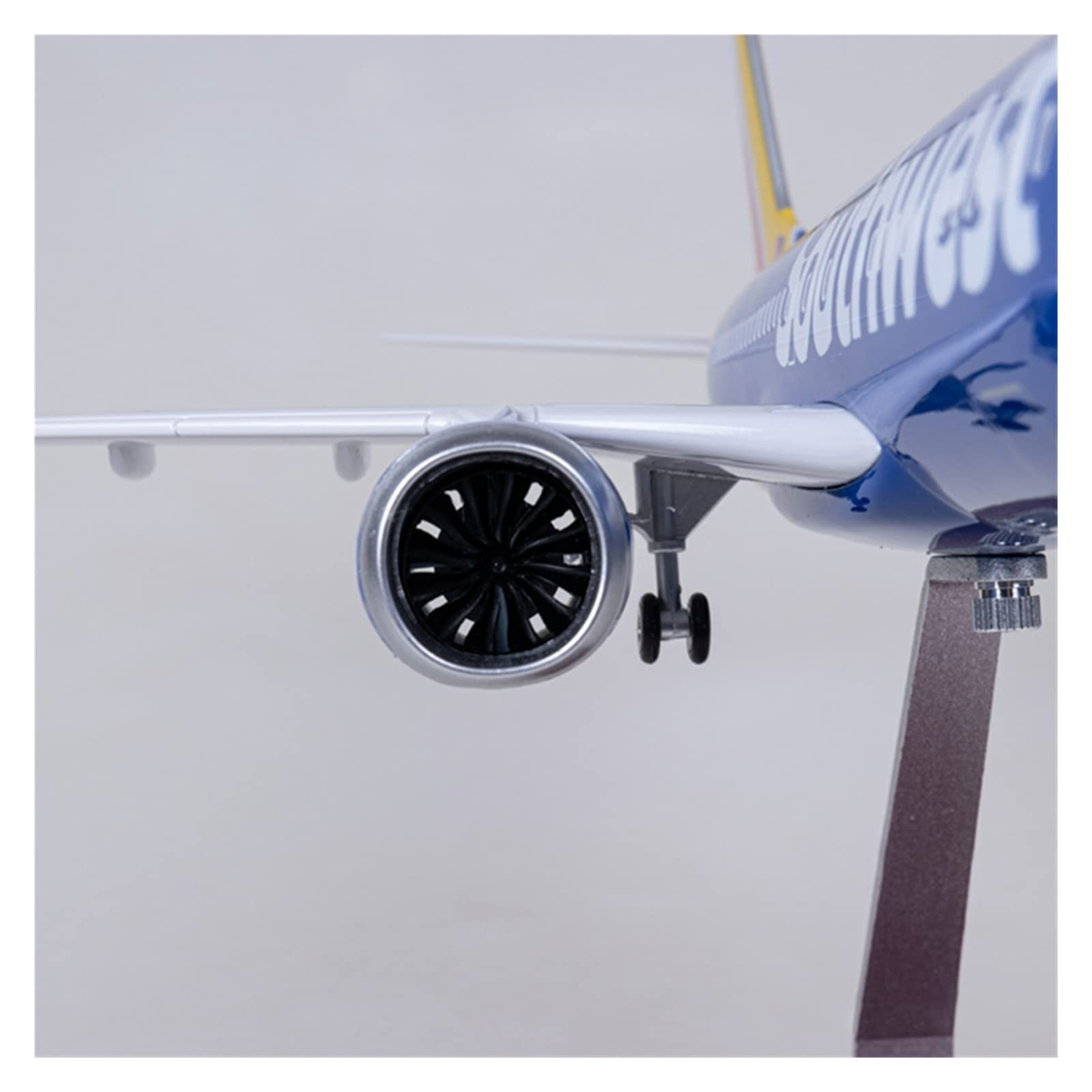 Modello di Aeroplano 1/85 Adatto per 737-700 B737-700 luci e Ruote per Aerei Modello in Resina plastica Modello di Aereo in Scala Giocattolo(A)