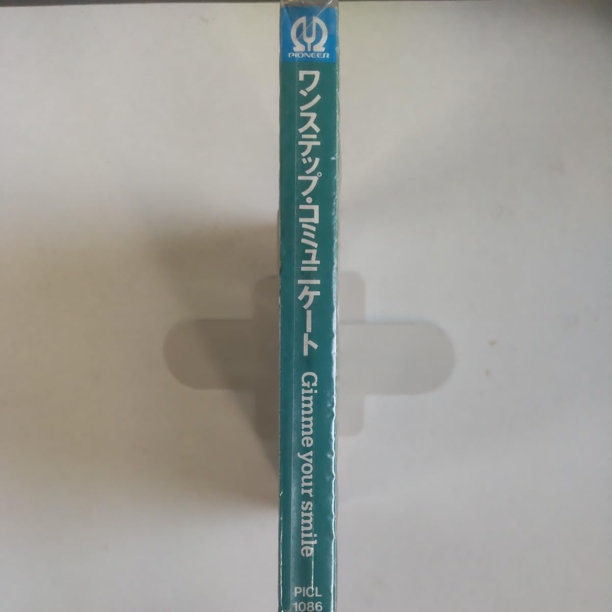 Amazon.co.jp: 未開封CD☆ ONE STEP communicate／Gimme your smile 