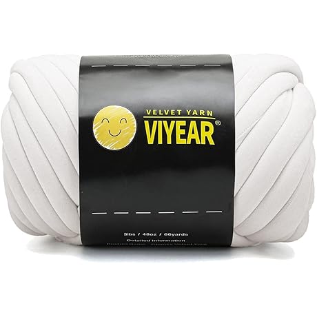 Super Soft Vegan White Velvet Yarn - Perfect for Handmade Treasures