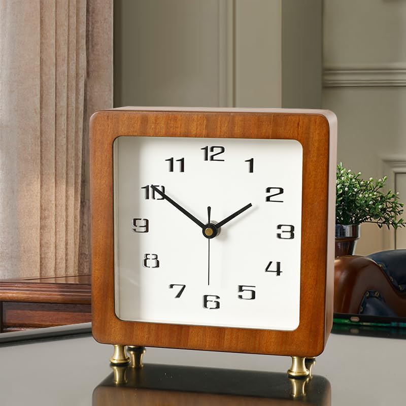 Reloj de madera de escritorio cuadrado con números arábigos y segundero silencioso 7