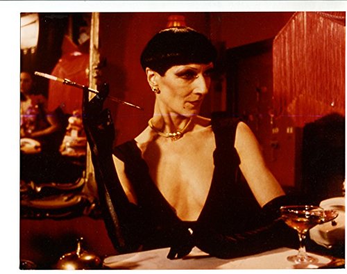 MOVIE PHOTO: ANJELICA HOUSTON-8X10-PROMO STILL-PORTRAIT