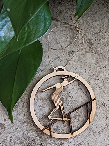 Female Skateboarding Christmas Ornament/Rail Slide Ornament/Skateboarding Gift/Girl Skateboard Ornament/Girl Skateboard Christmas Gift/Skateboarding Memento/Skateboarding Souvenir/Gift for Skateboard