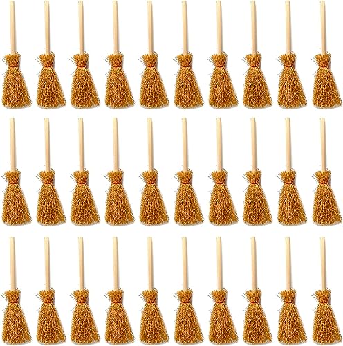 LATRAT Lot de 30 Mini Balais à Suspendre pour Maison de Poupée avec Corde Rouge, en Paille, Marron, pour la Décoration