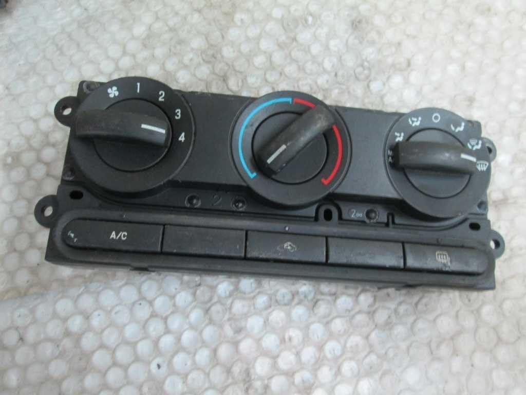 Temperature Control Module Fits 04-08 Compatible with Ford F150 Pickup 4L34-19980-BG 4L3419980BG