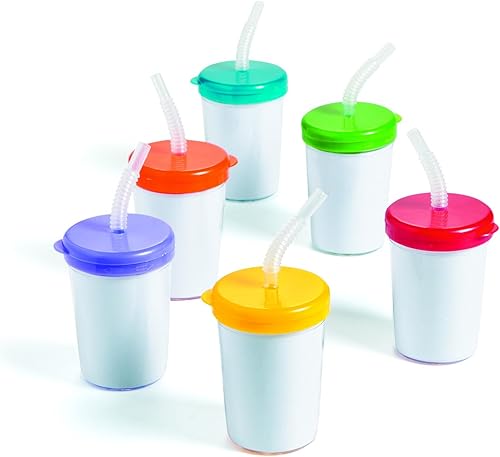 Fun Express Juego de 12 tazas de bricolaje con tapas y pajitas para niños, capacidad para 8 onzas, plástico sin BPA, colorea tus propios suministros
