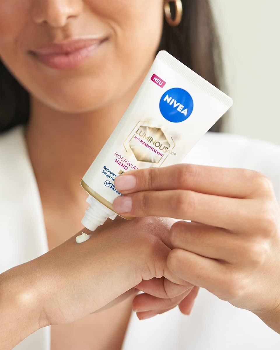 NIVEA Cellular LUMINOUS 630® Tag, Nacht & Hand Set, Anti-Pigmentflecken Pflegeset, inklusive Anti-Aging Serum, Nachtpflege und Handcreme
