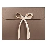 封筒 ラッピング リボン付き 洋封筒 ギフト 包装バッグ 無地 可愛い プレゼントバッグ 下着/タオル/ネクタイ/手袋など包む 結婚式 記念日 母の日 父の日 プレゼント用 厚手ふうとう 横 10枚セット 24x18cm コーヒー色