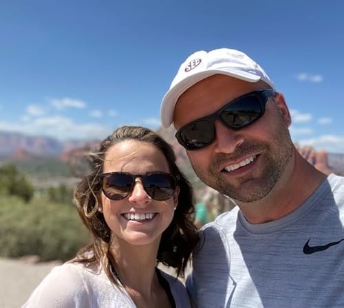 Episode #8 A Family Affair--Cancer Sucks...Matt and Erin copertina