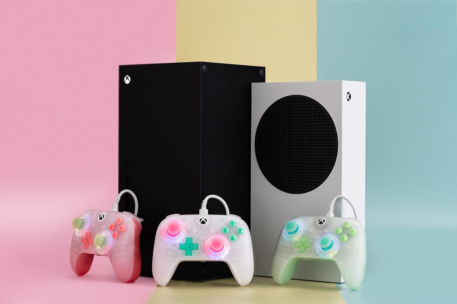 8Bitdo Ultimate Mini Wired Controller with RGB Lighting Fire Ring, Hall Effect Joysticks and Triggers, for Xbox Series X|S, Xbox One, Windows 10/11 - Officially Licensed (Translucent White) - Image 8