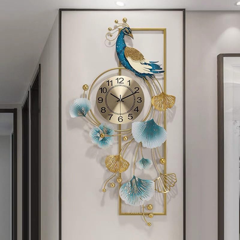 Horloge murale paon en métal pour habiller un grand mur nu