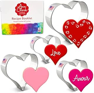 Ann Clark Cookie Cutters 4-Piece Heart Cookie Cutter Set with Recipe Booklet, 7 cm, 8.3 cm, 9.5 cm, 10.2 cm