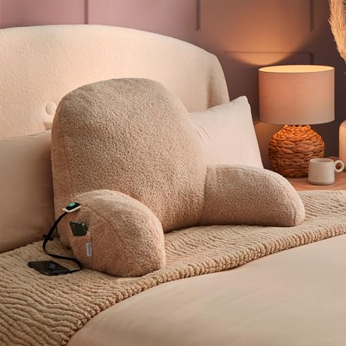 Silentnight Cosy Cuddles USB Heated Cuddle Pillow - Soft Warmth Teddy Boucle - Huggable Support for Back & Arms - 3 Heat Settings Sit Up Reading Cushion - Relax Read Game Work in Bed or Sofa, Natural