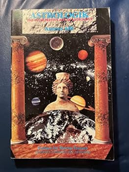 Paperback Astrologik: The interpretive Art of Astrology Book