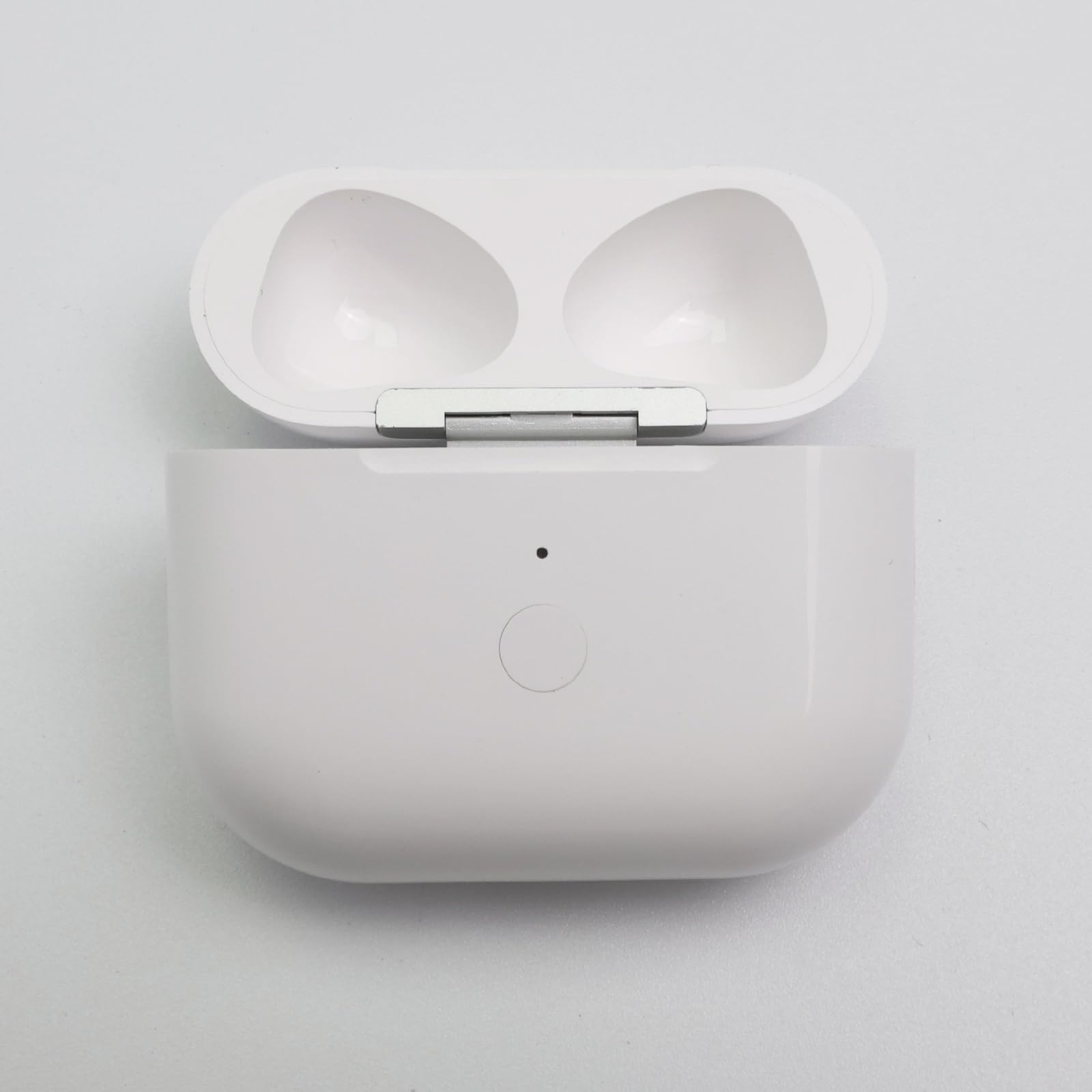 EFAITH Boîtier de Charge sans Fil Compatible Air Pod 3, Remplacement de Boîtier Recharge sans Fil avec Bouton de Couplage Compatible (Pas d'écouteurs)