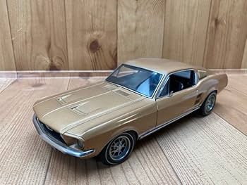 【車体のみ】オートアート 1/18 フォード・マスタングGT ミニカー 車体のみ】オートアート 1/18 フォード・マスタングGT ミニカー