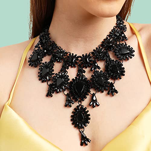 Image of SOHI Contemporary Necklace for Women and Girls, Necklace with Chain detailing for women, Statement jewellery, Fashion Jewellery for women, Imitation, ladies