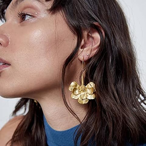 Wendalern Vintage Flower Dangle Earrings Gold Flower Hook Earrings Boho Petal Drop Earrings 3D Flower Dangle Earrings Jewelry for Women and Girls Cover
