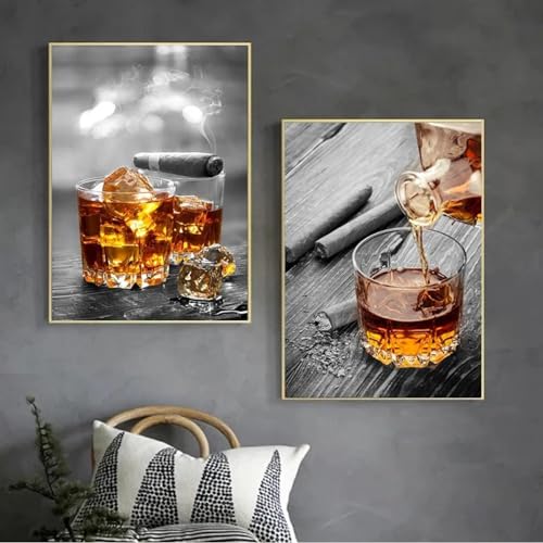 Art mural de restaurant chic : peinture sur toile bouteille de whisky pour salon de connaisseur