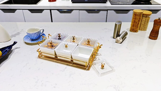 その他 Kyne Gold Ceramic Tray & Mug Set ON AIR その他 Kyne Gold Ceramic Tray & Mug Set ON AIR Pre-Order] Kyne