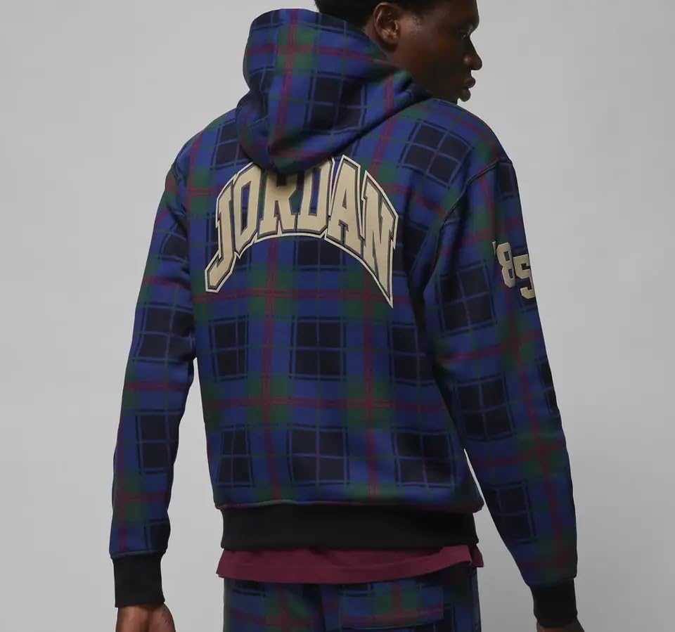 Nike Jordan Essential Holiday Men's Hoodie Pullover (US, Alpha, X-Large, Regular, Regular, Noble Green/Rattan/Black/Blue/Red/Grey)2