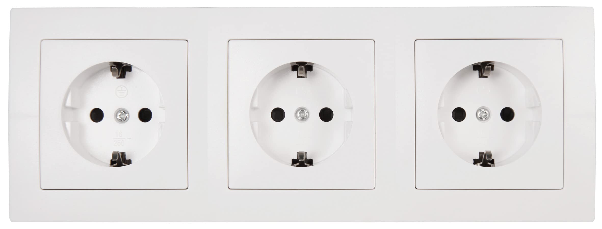 Bloque de bases de enchufe MC POWER | Flair | Bases de enchufe de 3 vías con contacto de puesta a tierra, cable de 15cm con terminal de lustre, 250V/ 16A, montaje en superficie, blanco mate