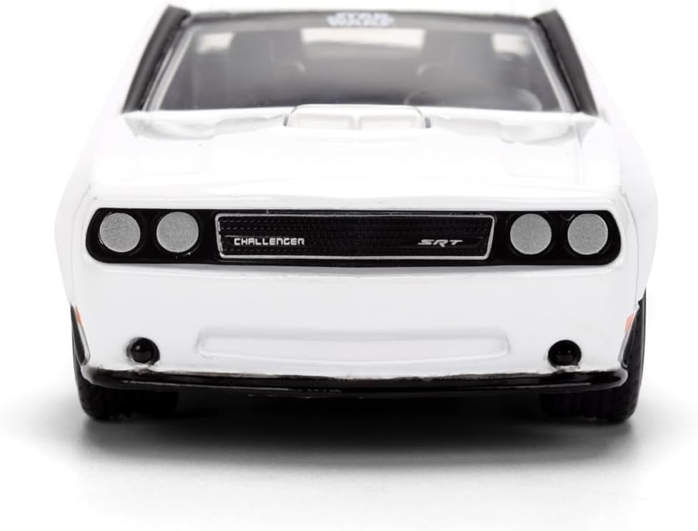 Jada Star Wars Stormtrooper 2014 Dodge Challenger SRT8 Diecast Model – 1:32 Scale Hollywood Rides Toys, Collectible Toy Car for Star Wars Fans