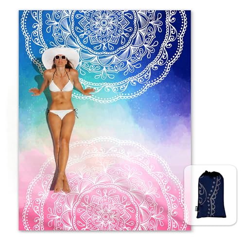 Sunlit Manta de Playa Suave y Sedosa a Prueba de Arena con Bolsillos en Las Esquinas, Bolsa de Malla de 270 x 205 cm, Fiesta en la Playa, Viajes, Camping y Festival de música al Aire Libre, Mandala