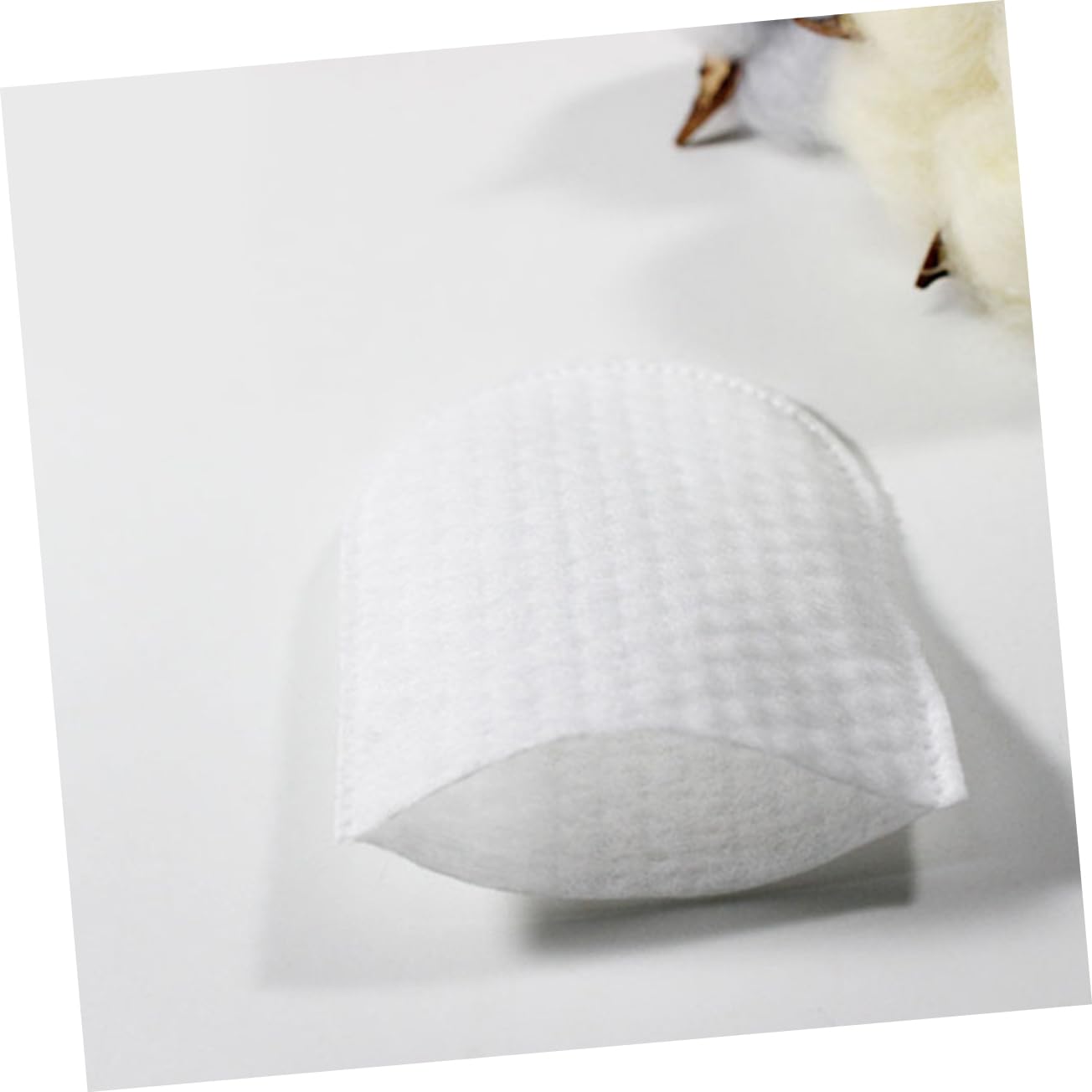 DOITOOL 240pcs U-shaped Pocket Facial Cotton Pads for Makeup Removal Skin Care More Lightweight Cosmetic Pad with Storage Box for Women - Image 2