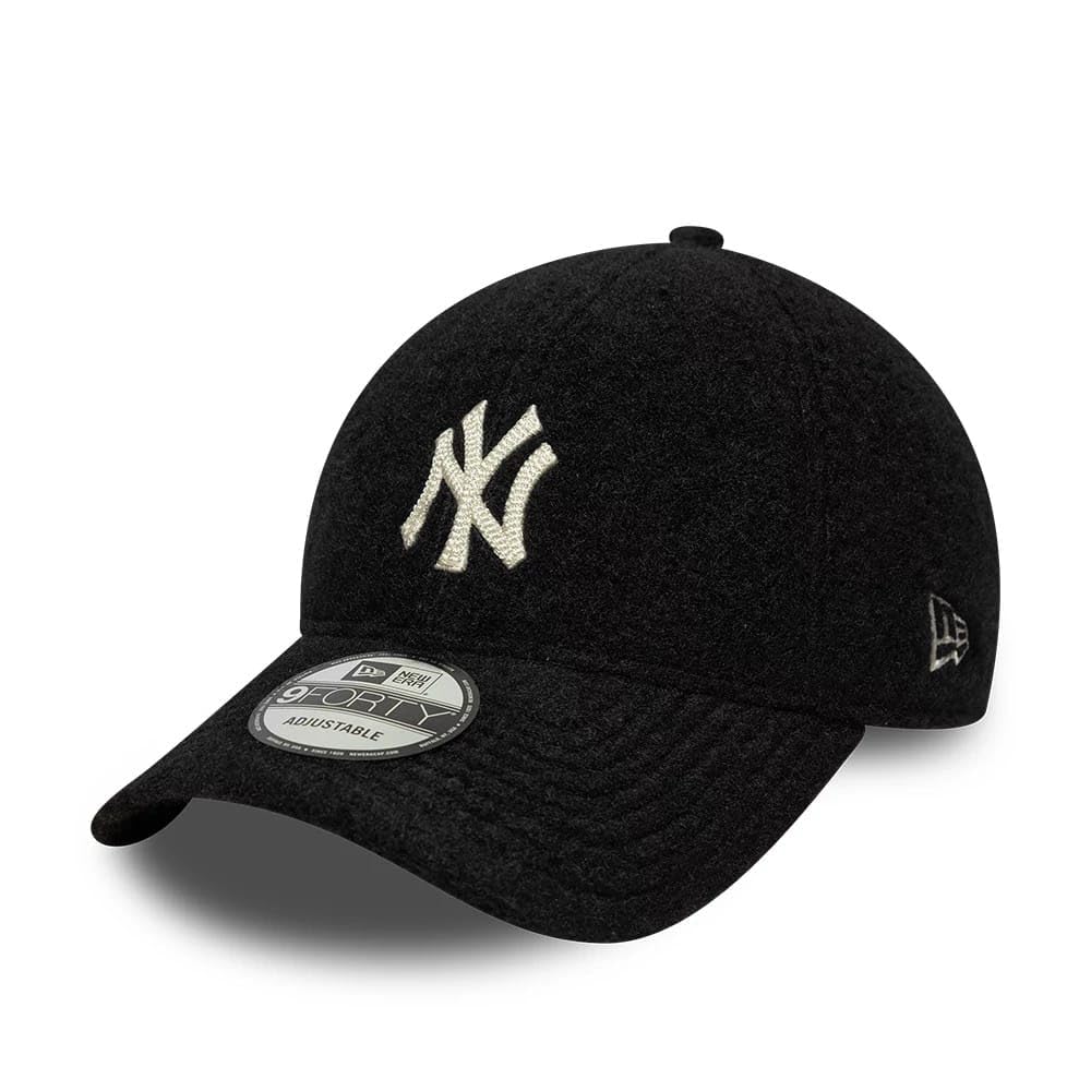 New Era New York Yankees Winter Borg 9Forty Cap Black