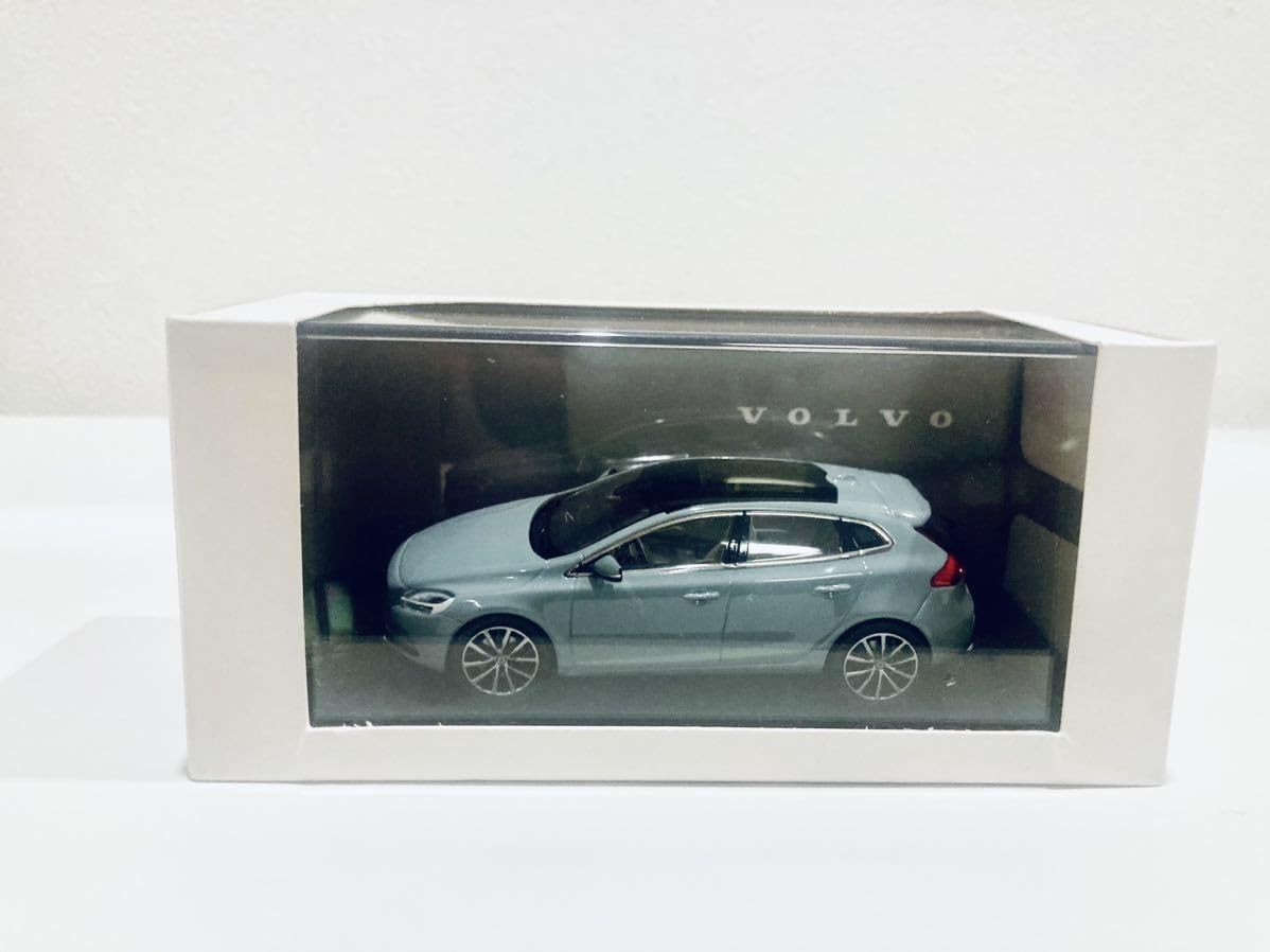1/43 VOLVO特注 1/43 VOLVO XC40 バースティングブルー バースティングブルー入荷いたしました♪ | ボルボ・カー 松戸