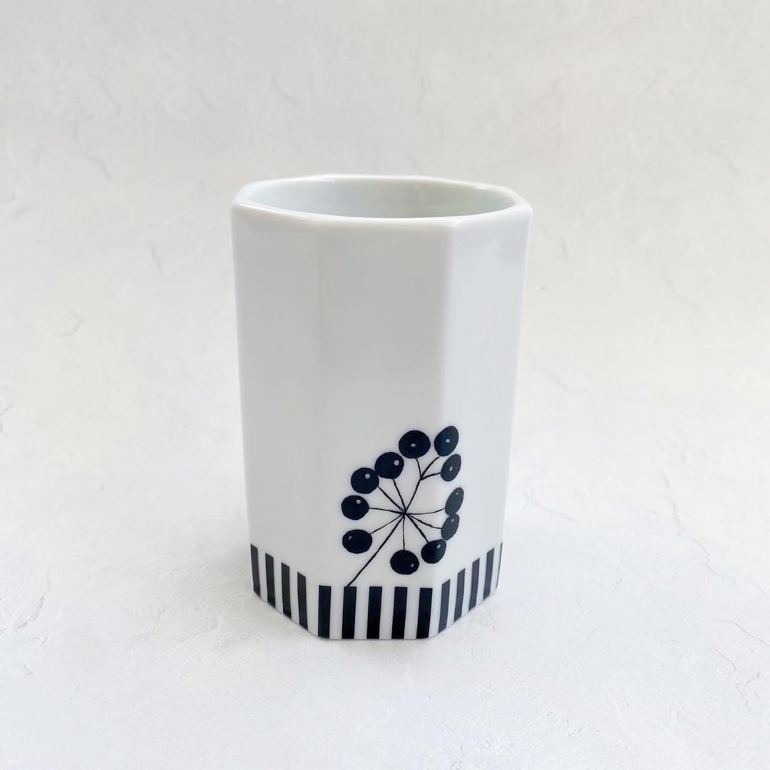 【新品/未使用】ポーセラーツ/小物入れ、ペン立て 新品/未使用】ポーセラーツ/小物入れ、ペン立ての通販 by いしちゃん