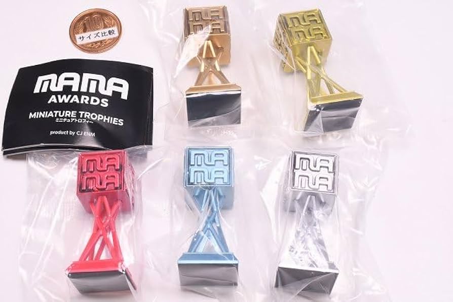 Amazon | MAMA AWARDS ミニチュアトロフィー [全5種セット