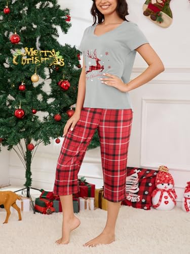 Image of YIJIU Women Soft Comfy Pajamas Cute Cat Short Sleeve Capri Pants PJS Set