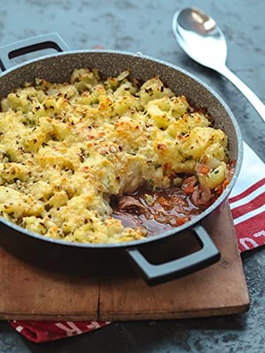 MasterClass Shallow Casserole Dish with Lid 4L/28 cm, Lightweight Cast Aluminium, Induction Hob and Oven Safe, Black