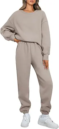 AUTOMET Womens 2 Piece Outfits Sweatsuit Oversized Sweatshirt Lounge Sets Baggy Sweatpants Fall Fashion with Pockets
